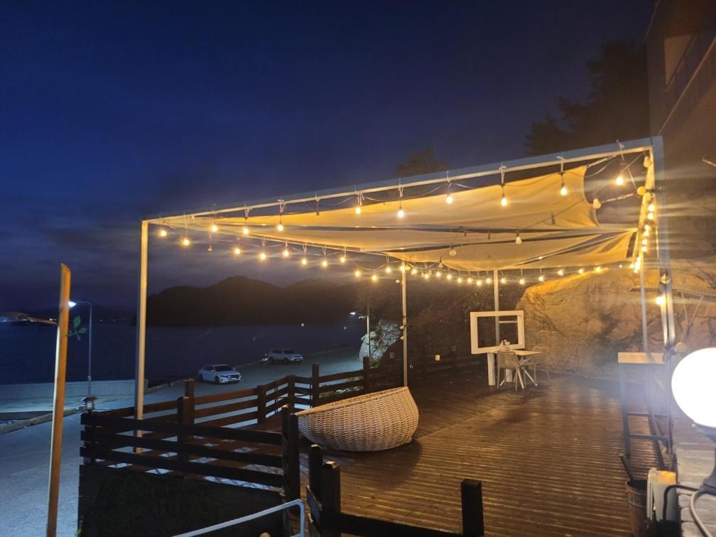 Holiday home Somewhales